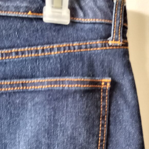 'Universal Thread' Demin raw hem Five pocket Denim Skirt Size 10 NWOT - Picture 7 of 9